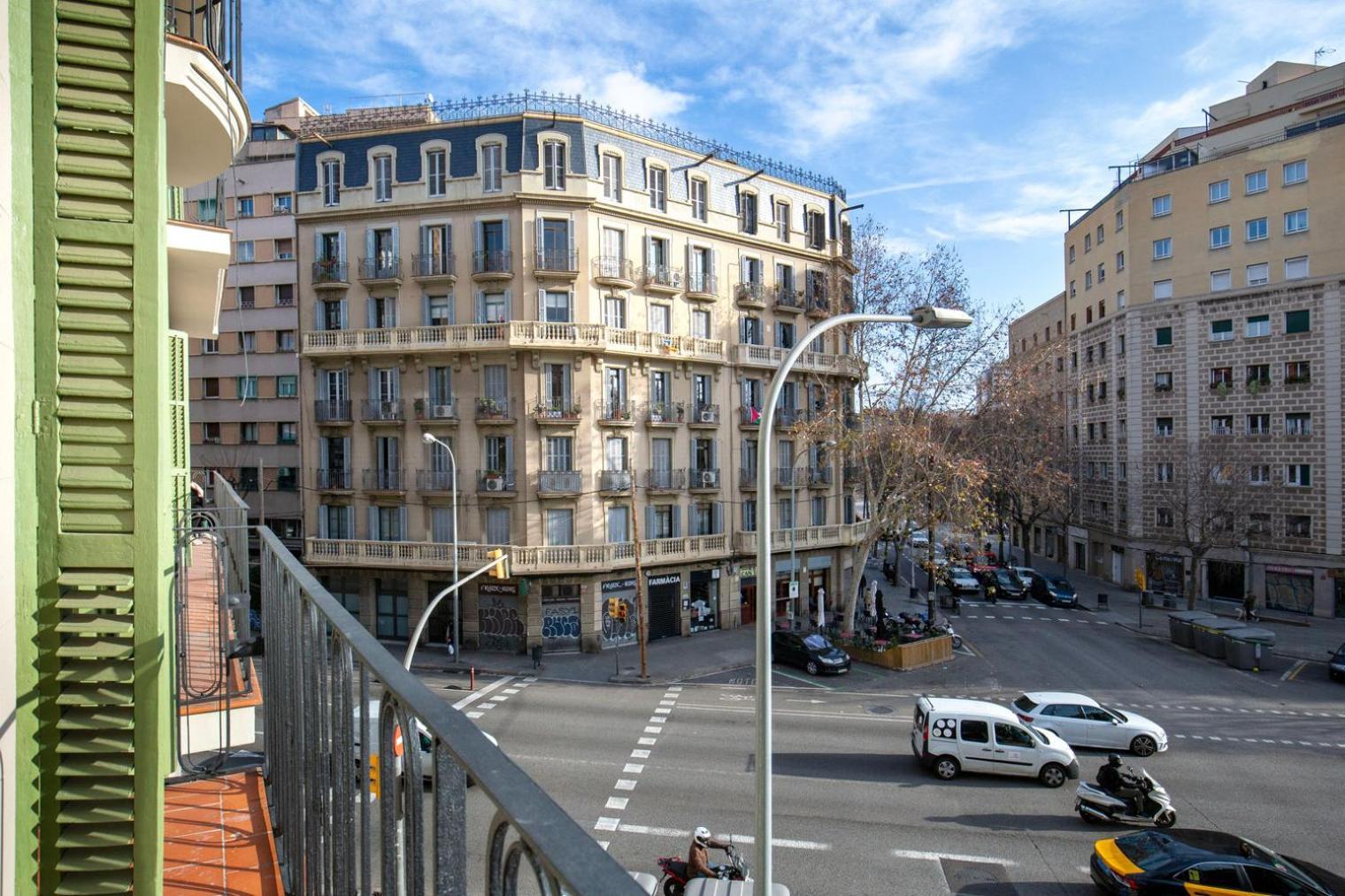 Blueground Sagrada Familia Balcony Renovated Bcn-123 Apartment บาร์เซโลนา ภายนอก รูปภาพ